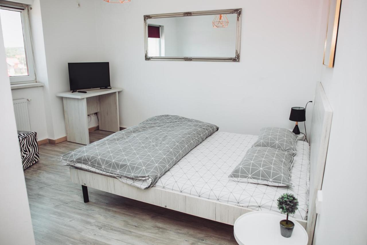 Camera Matrimoniala cu Acces Ciubar Relax Gilău Exterior foto